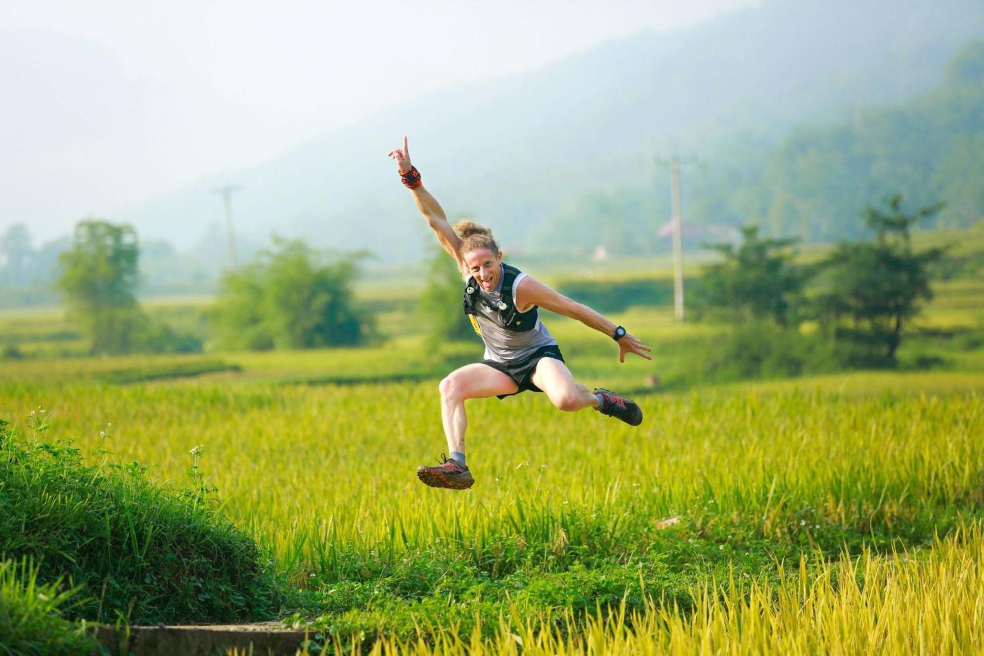 Tai Dam homestay Pu Luong Huong Ba Thuoc Bagian luar foto